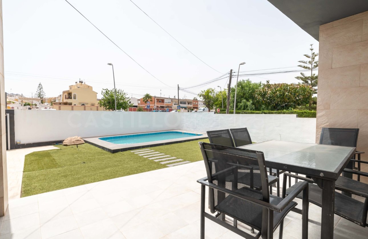 Revente - Villa - Torrevieja - Los Balcones - Los Altos del Edén