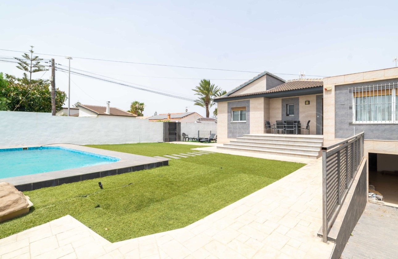 Revente - Villa - Torrevieja - Los Balcones - Los Altos del Edén