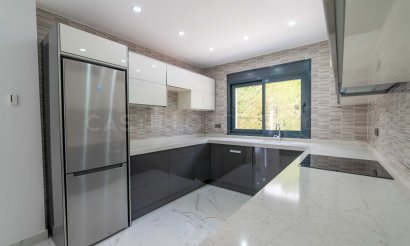 Reventa - Villa - Alicante - Campoamor