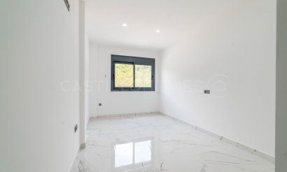 Reventa - Villa - Alicante - Campoamor
