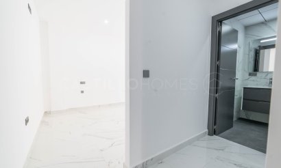 Reventa - Villa - Alicante - Campoamor