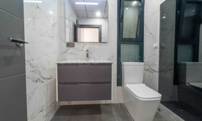 Reventa - Villa - Alicante - Campoamor
