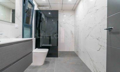 Reventa - Villa - Alicante - Campoamor