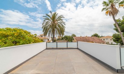 Reventa - Villa - Alicante - Campoamor