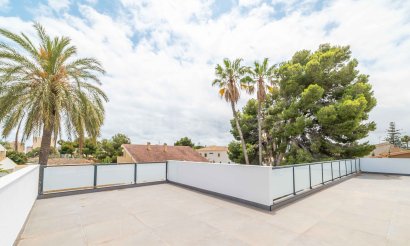 Reventa - Villa - Alicante - Campoamor