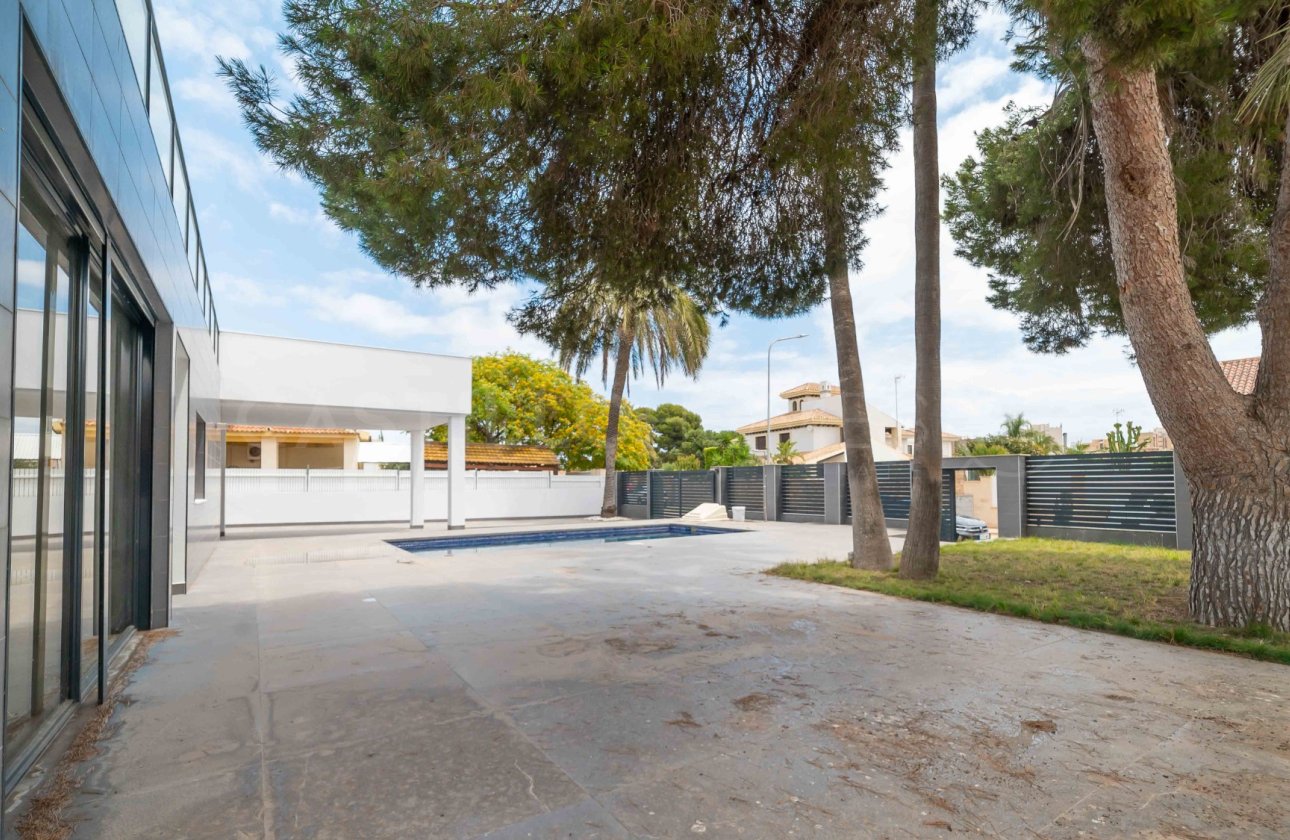 Reventa - Villa - Alicante - Campoamor