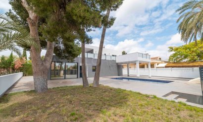 Reventa - Villa - Alicante - Campoamor