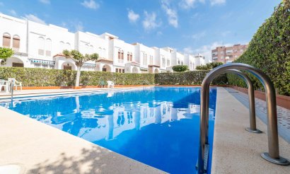 Resale - Townhouse - Torrevieja - Torrelamata - La Mata