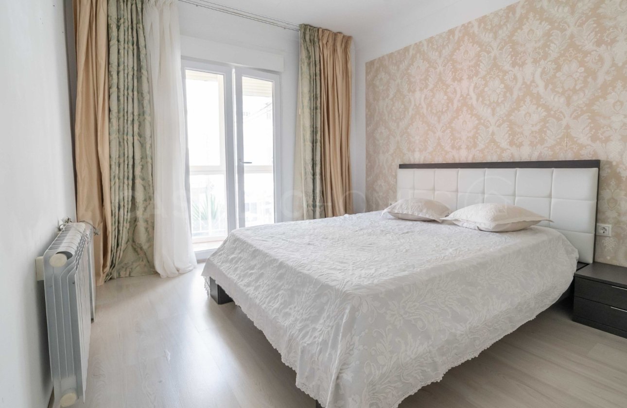 Reventa - Apartamento / piso - Torrevieja - Centro