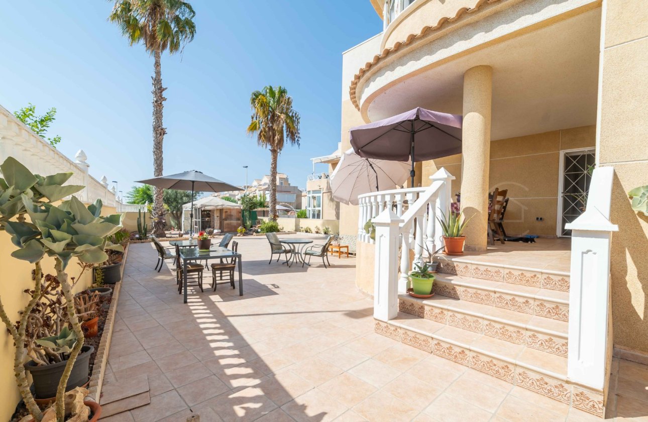 Revente - Villa - Torrevieja - Torretas