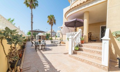 Revente - Villa - Torrevieja - Torretas