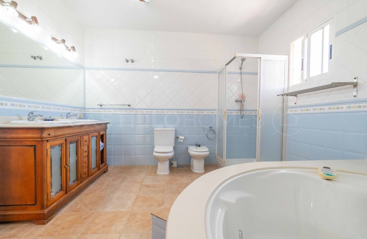 Revente - Villa - Torrevieja - Torretas