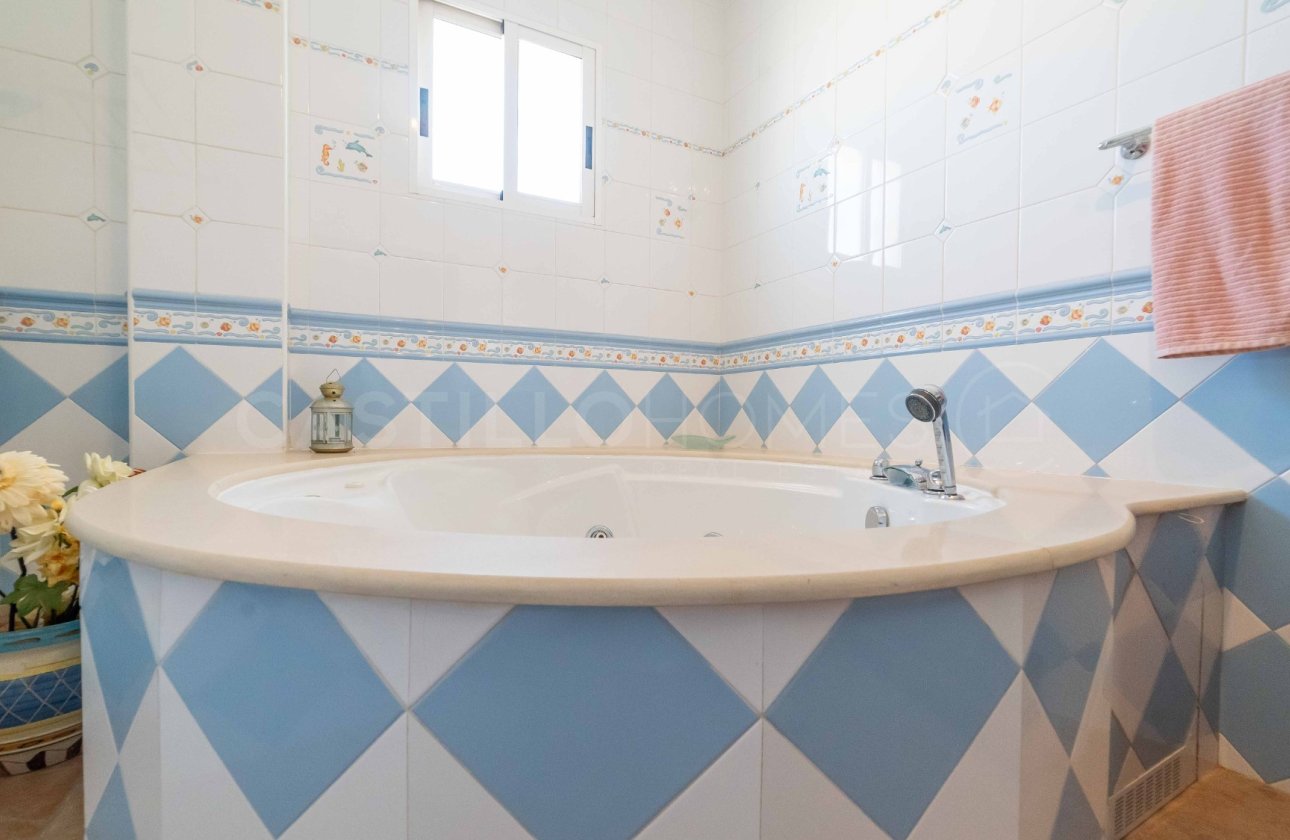 Revente - Villa - Torrevieja - Torretas