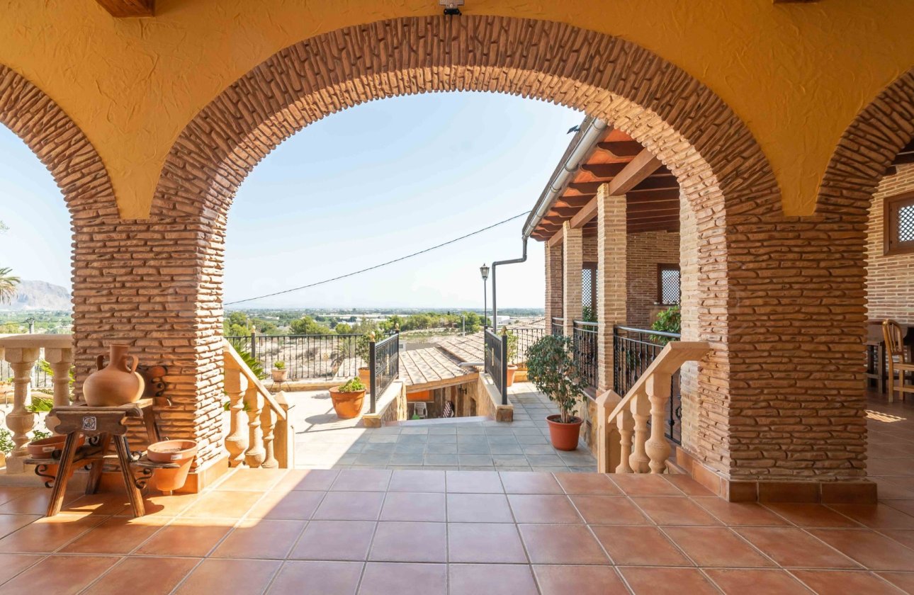 Resale - Villa - Bigastro