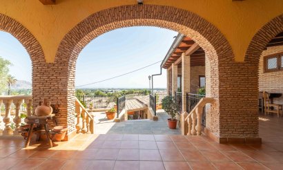 Resale - Villa - Bigastro