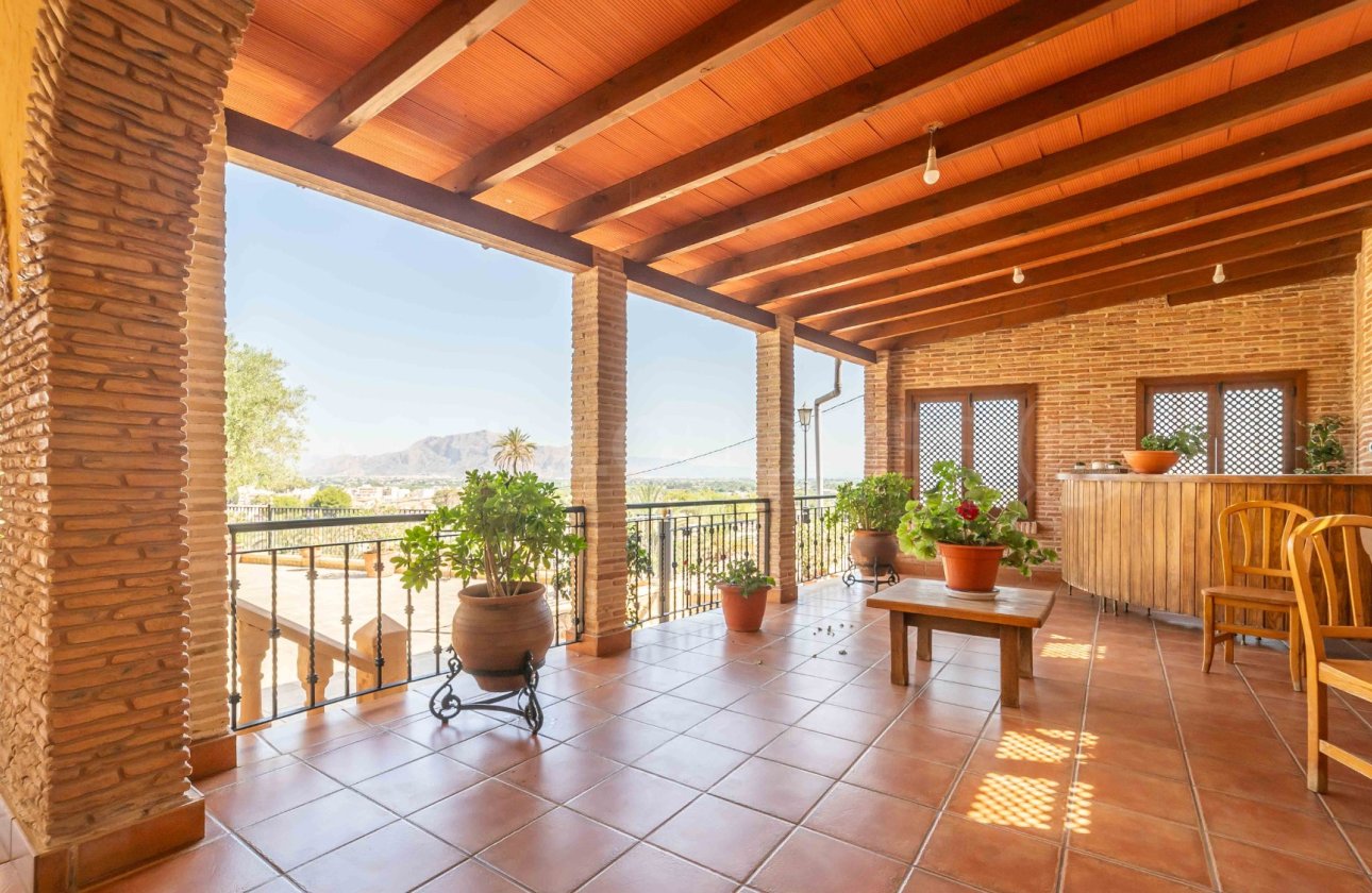 Resale - Villa - Bigastro