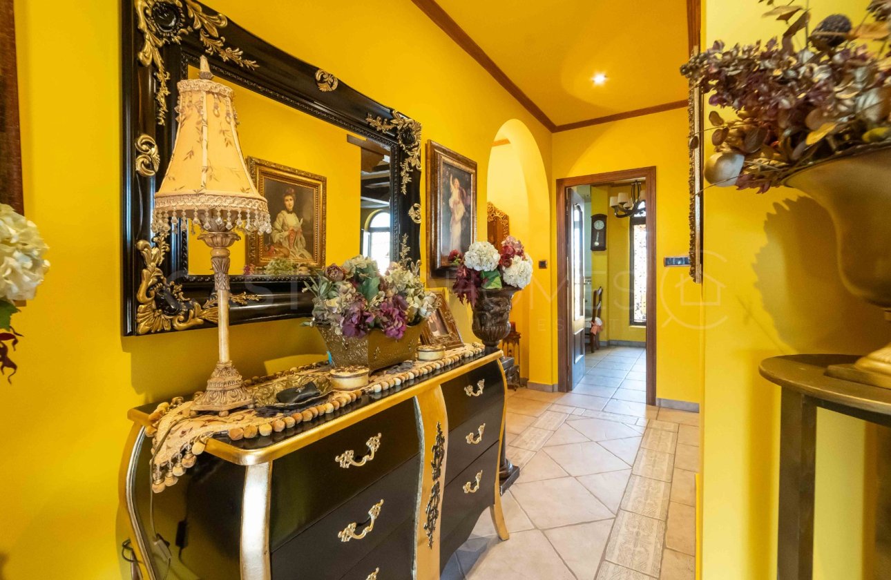 Resale - Villa - Bigastro