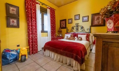 Resale - Villa - Bigastro