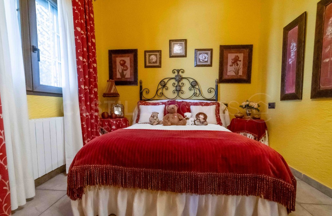 Resale - Villa - Bigastro