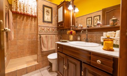 Resale - Villa - Bigastro