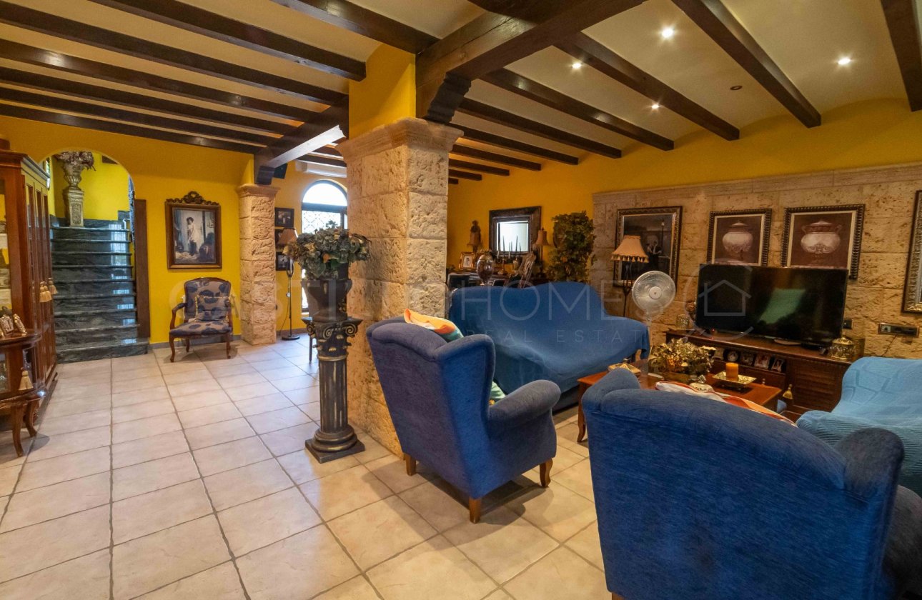 Resale - Villa - Bigastro