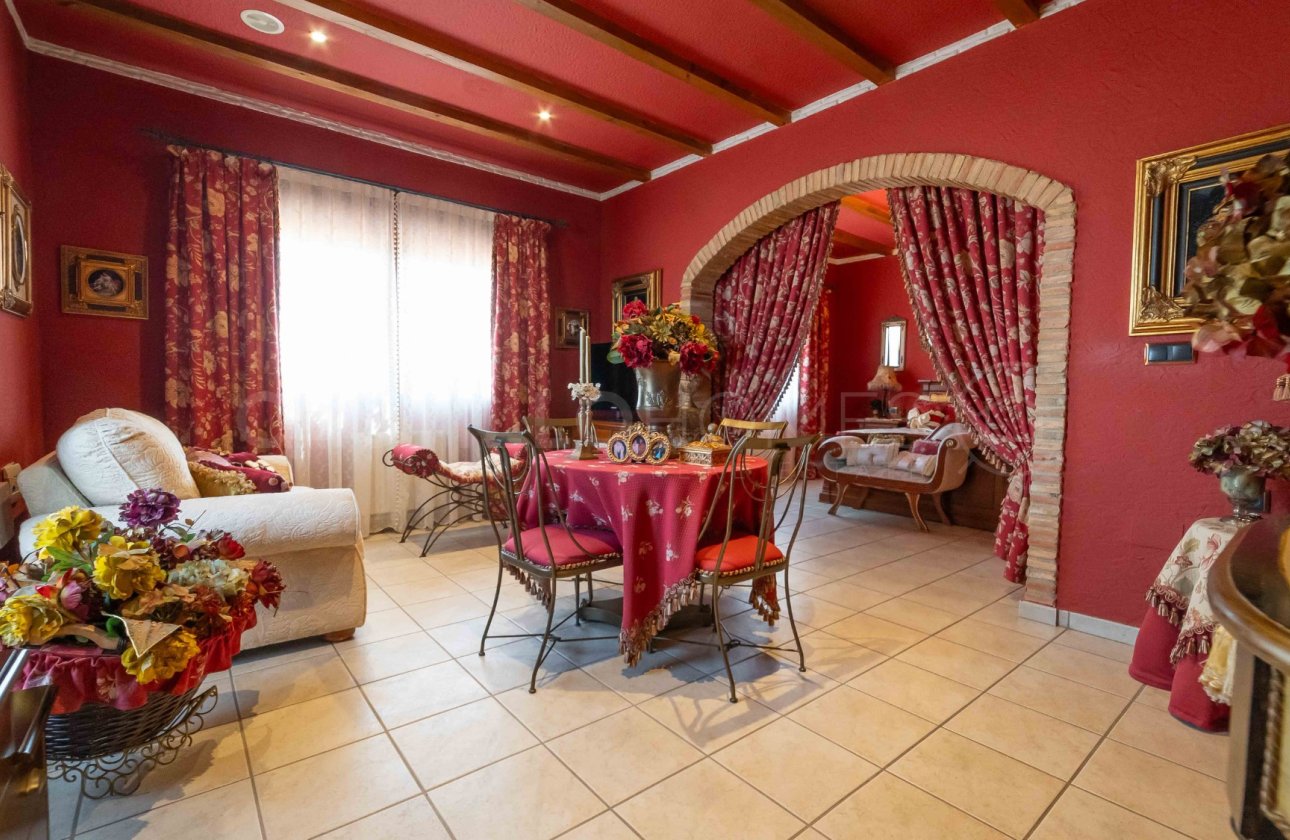 Resale - Villa - Bigastro