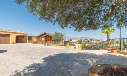 Resale - Villa - Bigastro