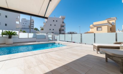Revente - Villa - Orihuela Costa - Las Filipinas