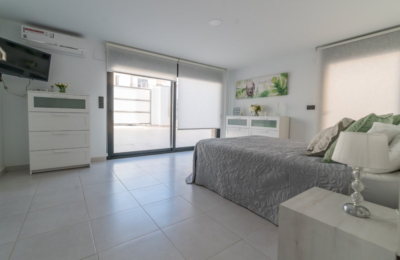 Revente - Villa - Orihuela Costa - Las Filipinas