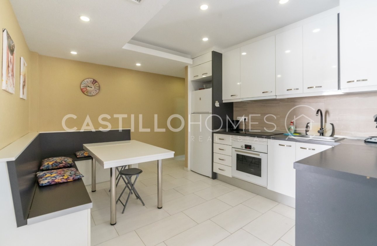 Resale - Apartment / flat - Torrevieja - Playa del Cura