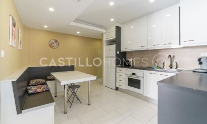Resale - Apartment / flat - Torrevieja - Playa del Cura