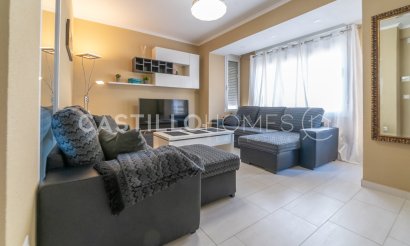 Resale - Apartment / flat - Torrevieja - Playa del Cura