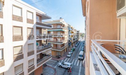 Resale - Apartment / flat - Torrevieja - Playa del Cura