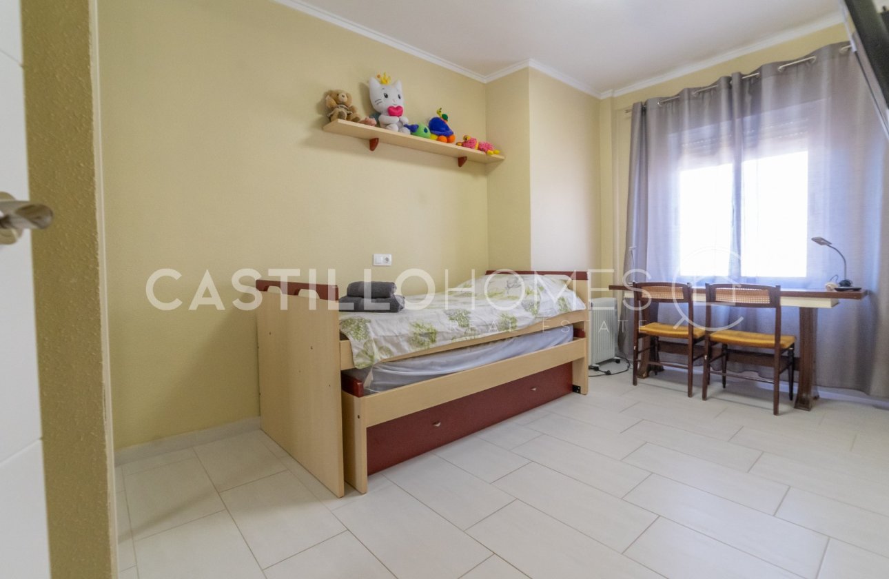 Resale - Apartment / flat - Torrevieja - Playa del Cura