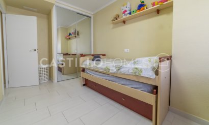 Resale - Apartment / flat - Torrevieja - Playa del Cura