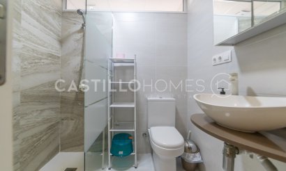 Resale - Apartment / flat - Torrevieja - Playa del Cura