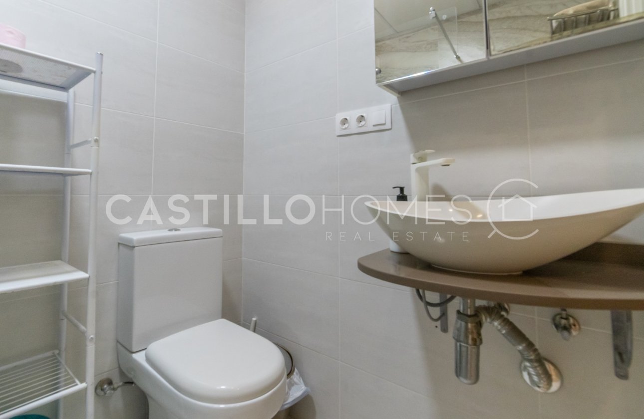 Resale - Apartment / flat - Torrevieja - Playa del Cura