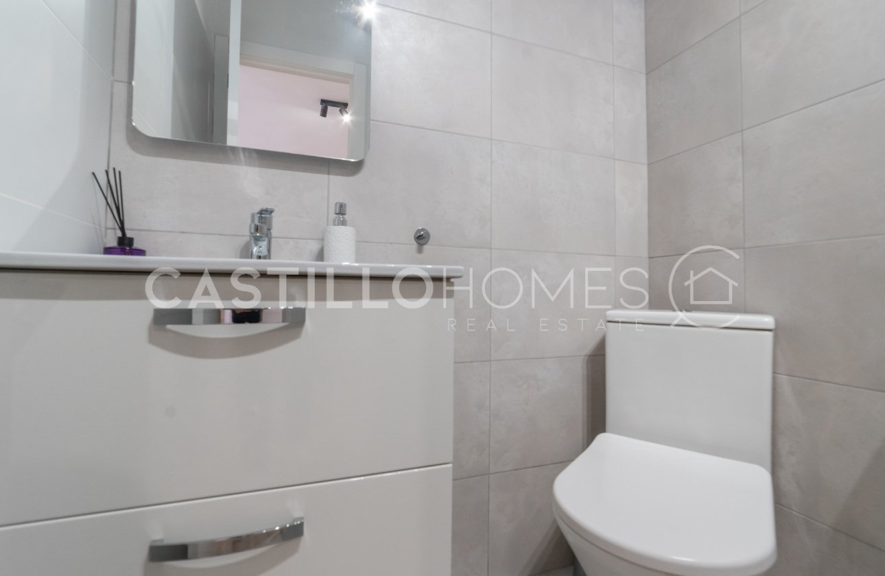 Reventa - Apartamento / piso - Torrevieja - Playa del Cura