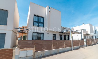 Revente - Villa - Torrevieja - Aguas Nuevas 1
