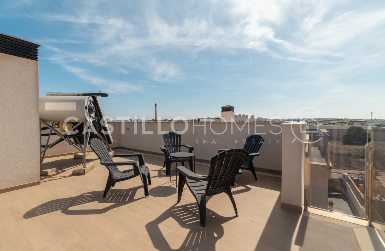 Revente - Villa - Torrevieja - Aguas Nuevas 1