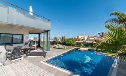 Revente - Villa - Torrevieja - Urb. Rosaleda