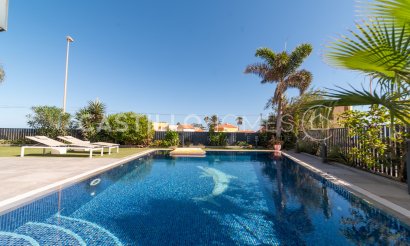 Revente - Villa - Torrevieja - Urb. Rosaleda