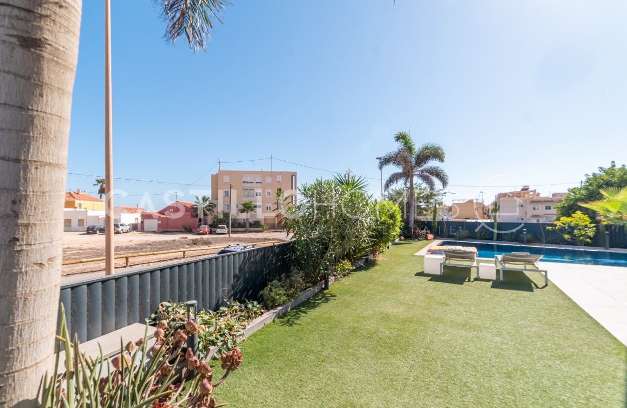 Revente - Villa - Torrevieja - Urb. Rosaleda