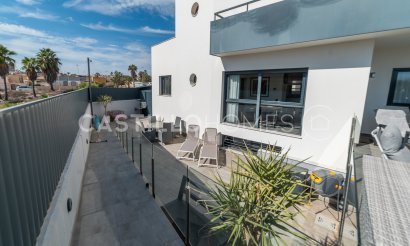 Revente - Villa - Torrevieja - Urb. Rosaleda
