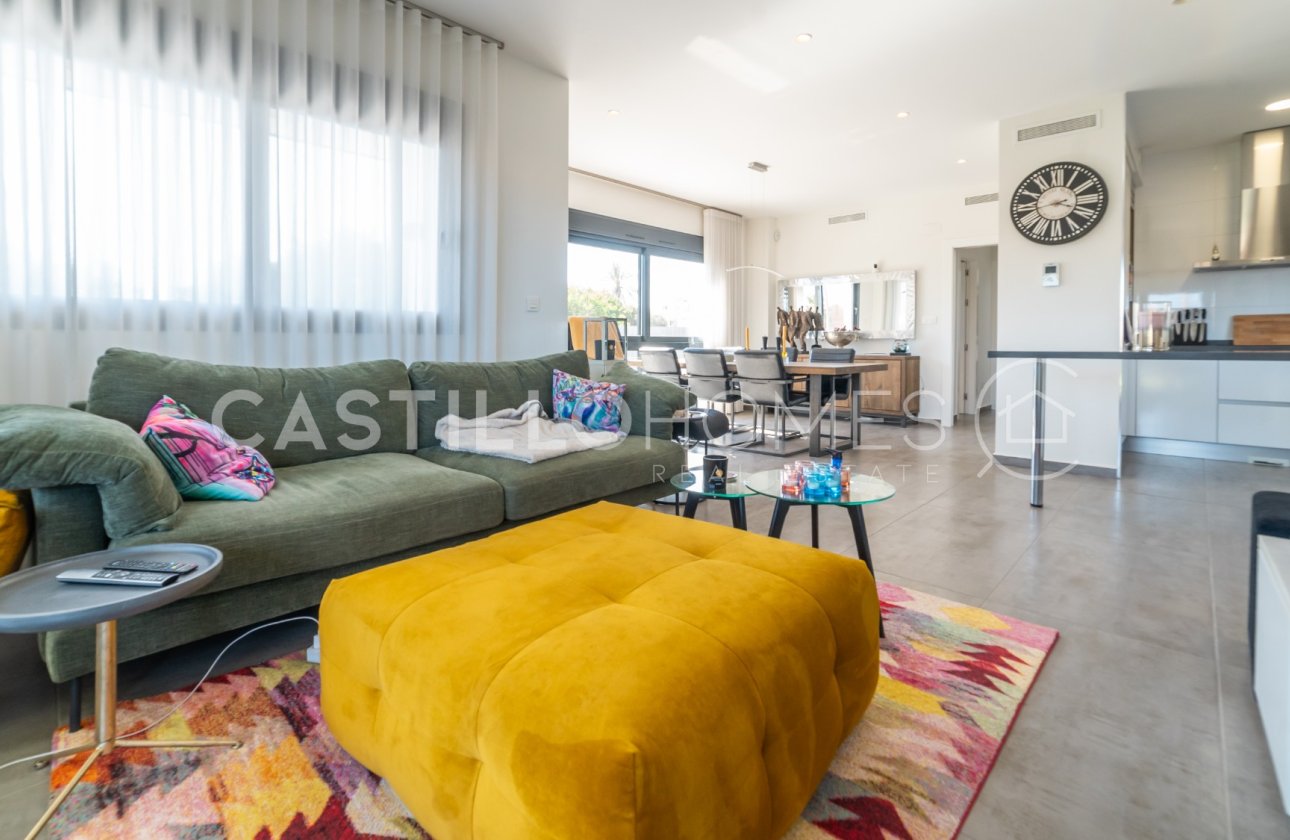 Revente - Villa - Torrevieja - Urb. Rosaleda