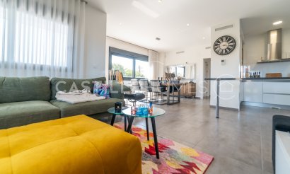 Revente - Villa - Torrevieja - Urb. Rosaleda