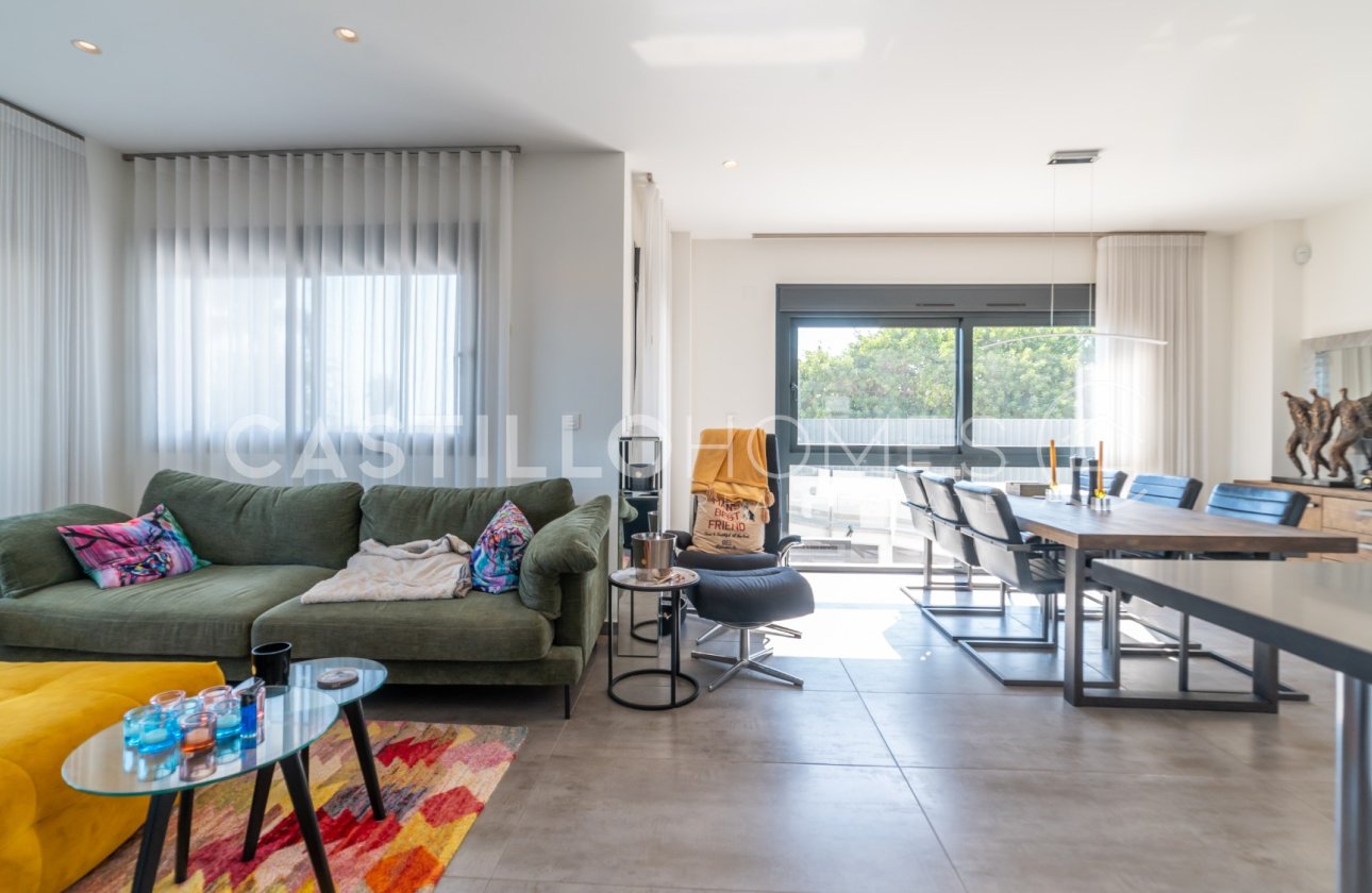 Revente - Villa - Torrevieja - Urb. Rosaleda