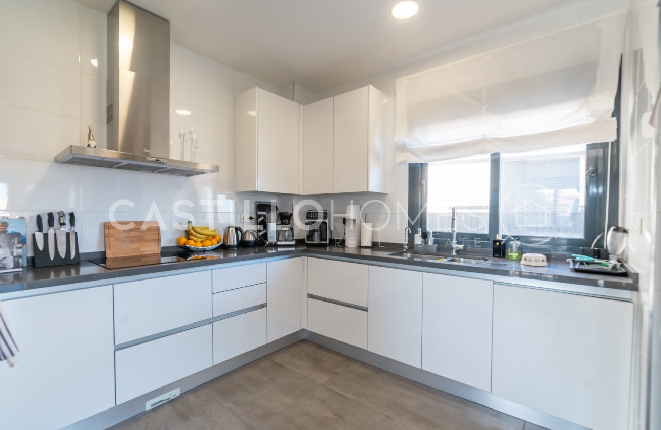 Revente - Villa - Torrevieja - Urb. Rosaleda
