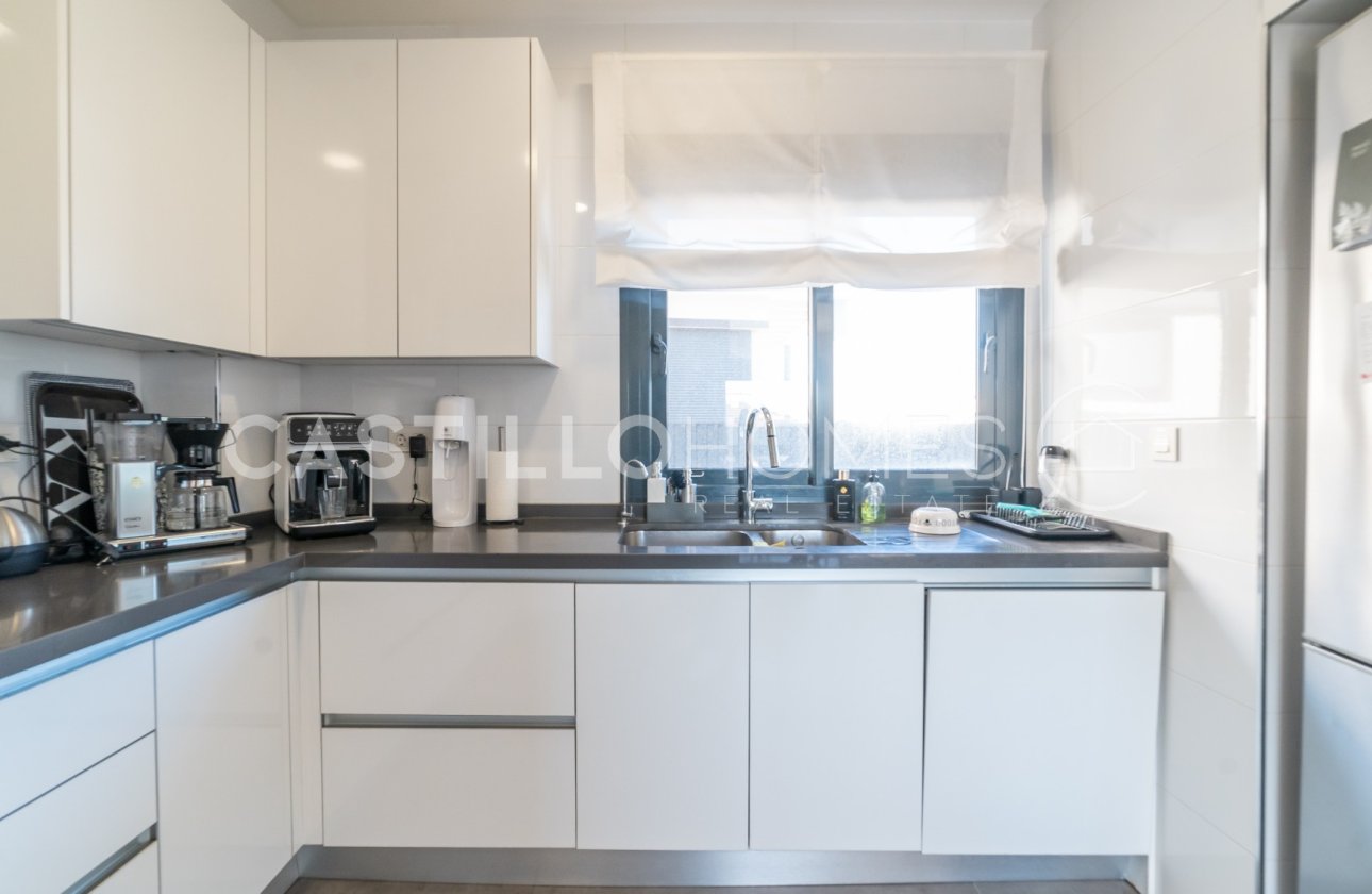 Revente - Villa - Torrevieja - Urb. Rosaleda