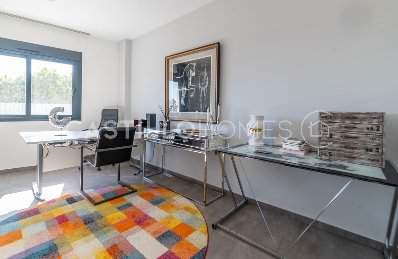 Revente - Villa - Torrevieja - Urb. Rosaleda